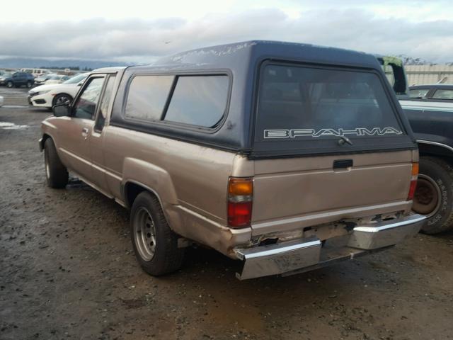 JT4RN56S8F5049943 - 1985 TOYOTA PICKUP XTR BROWN photo 3