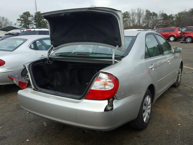 4T1BE32K44U940760 - 2004 TOYOTA CAMRY LE SILVER photo 4