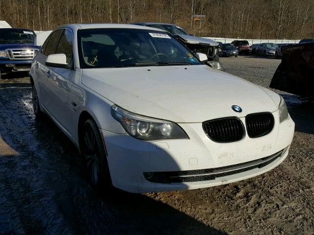 WBANV1C5XAC443001 - 2010 BMW 528 XI WHITE photo 1