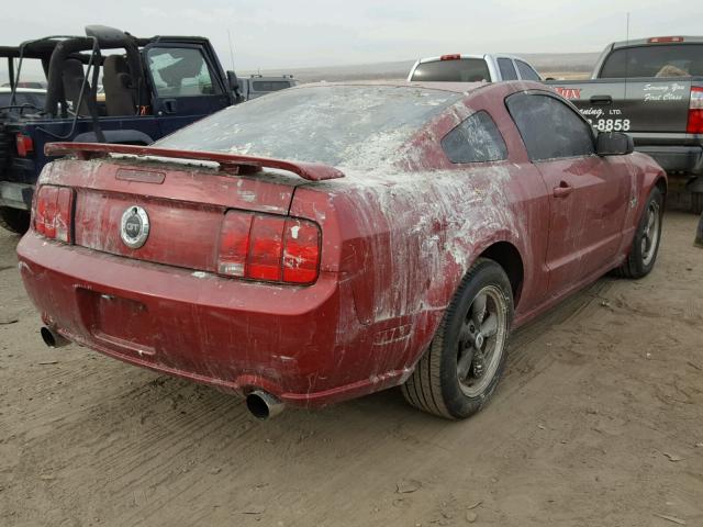 1ZVHT82H055132193 - 2005 FORD MUSTANG GT RED photo 4