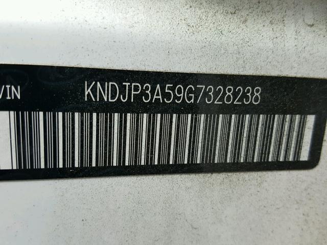 KNDJP3A59G7328238 - 2016 KIA SOUL + WHITE photo 10