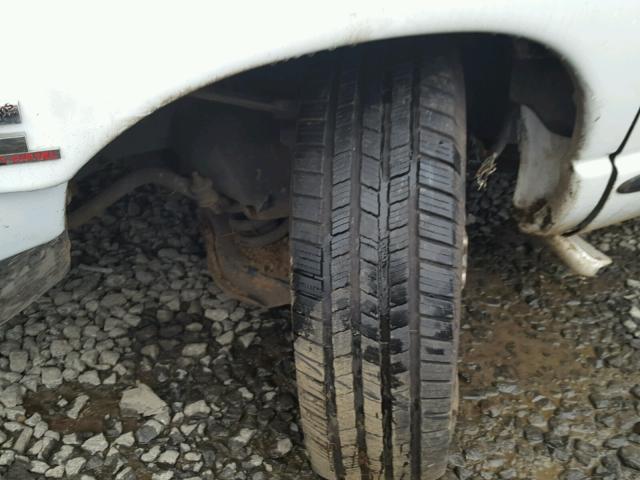 3D7KR28C95G748876 - 2005 DODGE RAM 2500 S WHITE photo 9