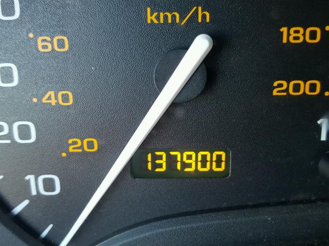 1G8ZR12771Z222779 - 2001 SATURN SC2 SILVER photo 8