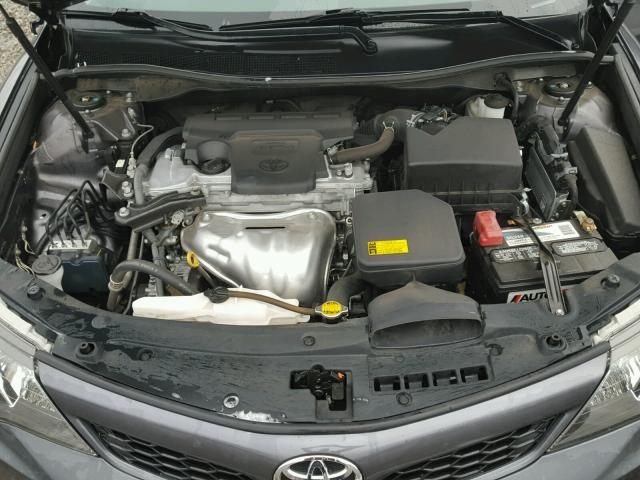 4T1BF1FK8CU151523 - 2012 TOYOTA CAMRY BASE GRAY photo 7