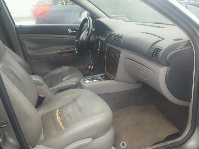 WVWAD63B35P006088 - 2005 VOLKSWAGEN PASSAT GLS GRAY photo 5