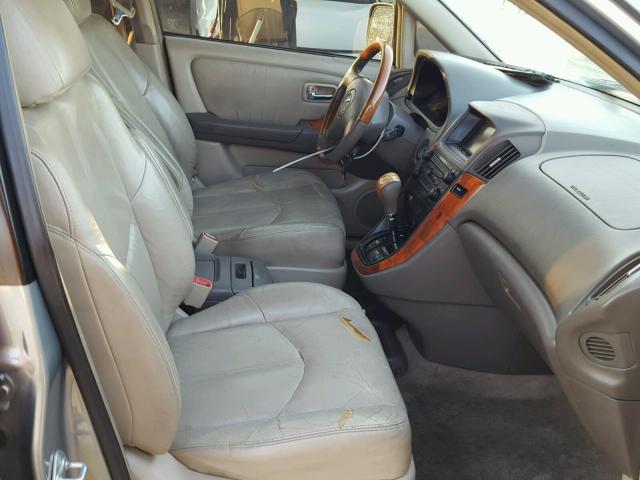 JTJHF10U320253694 - 2002 LEXUS RX 300 GRAY photo 5