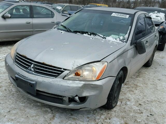 JA3AJ26E66U053396 - 2006 MITSUBISHI LANCER ES SILVER photo 2