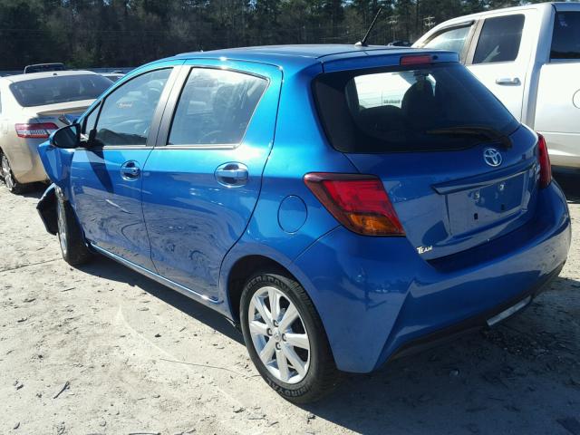 VNKKTUD30FA034364 - 2015 TOYOTA YARIS BLUE photo 3