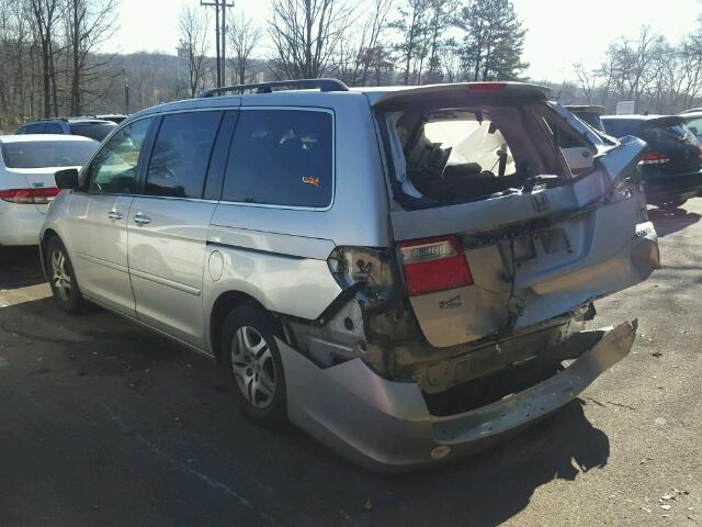 5FNRL38685B024323 - 2005 HONDA ODYSSEY EX SILVER photo 3