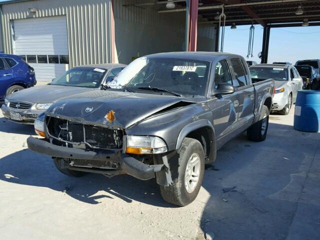 1D7HL38K04S521432 - 2004 DODGE DAKOTA QUA GRAY photo 2