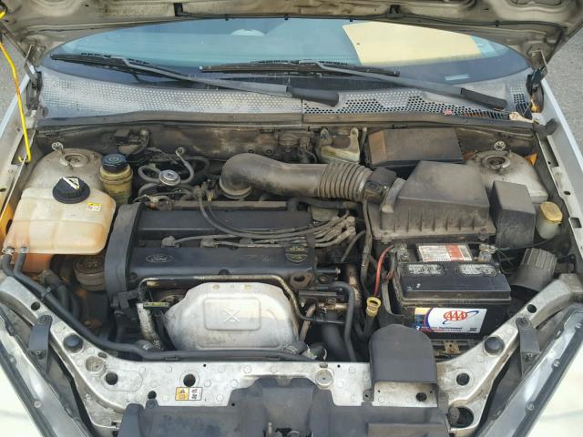 1FAFP36332W203950 - 2002 FORD FOCUS SE SILVER photo 7