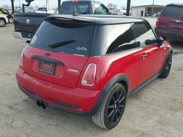 WMWRE33546TL24557 - 2006 MINI COOPER S RED photo 4