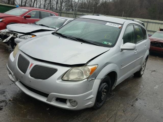 5Y2SL63825Z401718 - 2005 PONTIAC VIBE SILVER photo 2