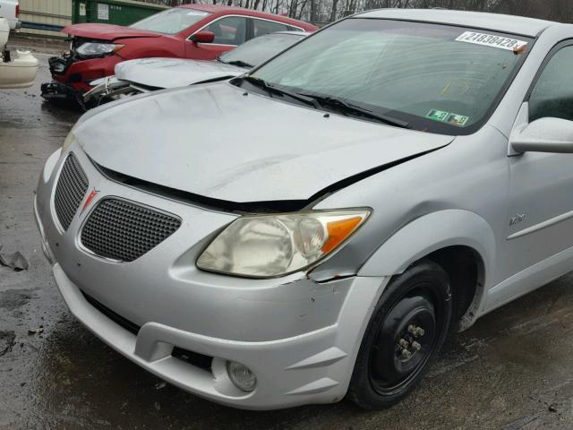 5Y2SL63825Z401718 - 2005 PONTIAC VIBE SILVER photo 9