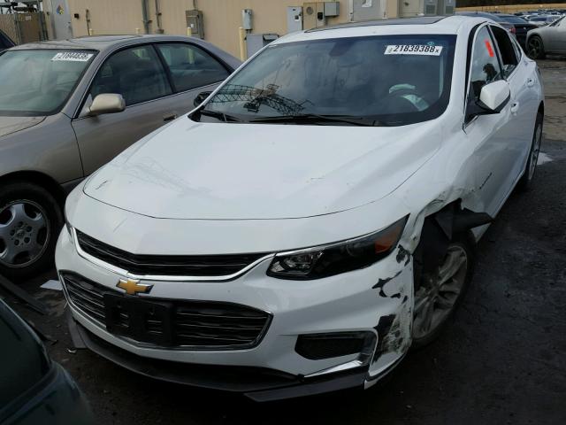 1G1ZD5ST1JF128741 - 2018 CHEVROLET MALIBU LT WHITE photo 2