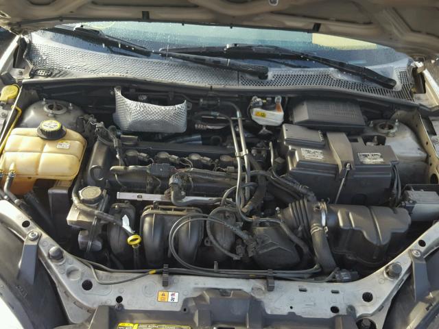 1FAFP34N26W146182 - 2006 FORD FOCUS ZX4 GOLD photo 7