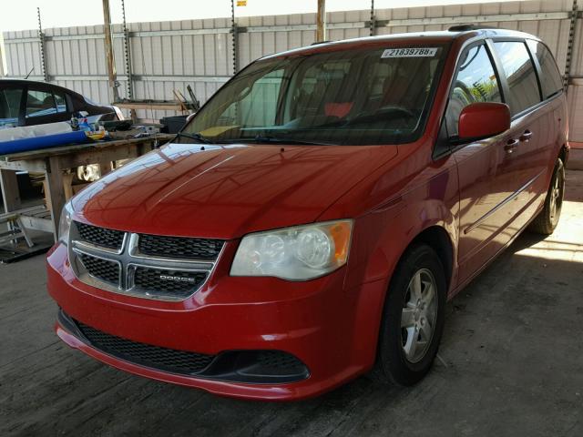 2C4RDGCG5CR158874 - 2012 DODGE GRAND CARA RED photo 2