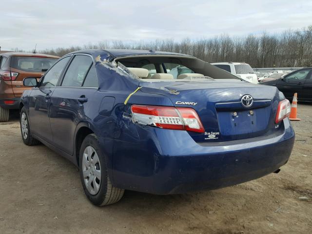 4T1BF3EKXAU560505 - 2010 TOYOTA CAMRY BASE BLUE photo 3