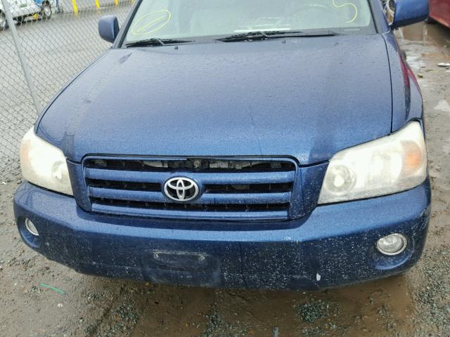 JTEDP21A950075038 - 2005 TOYOTA HIGHLANDER BLUE photo 9