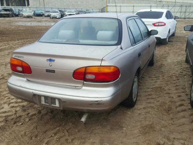 1Y1SK5284WZ420847 - 1998 CHEVROLET GEO PRIZM BEIGE photo 4