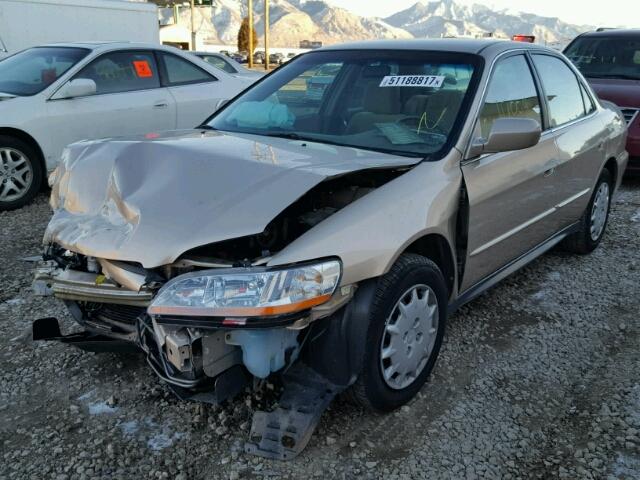 3HGCG56412G704126 - 2002 HONDA ACCORD LX GOLD photo 2