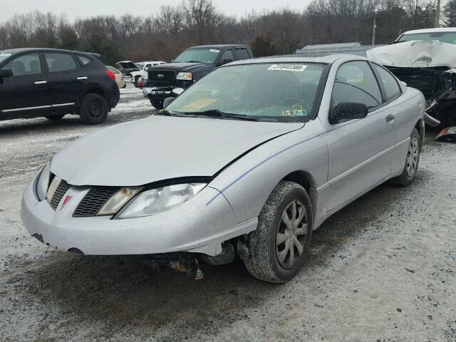 1G2JB12F047213554 - 2004 PONTIAC SUNFIRE SILVER photo 2