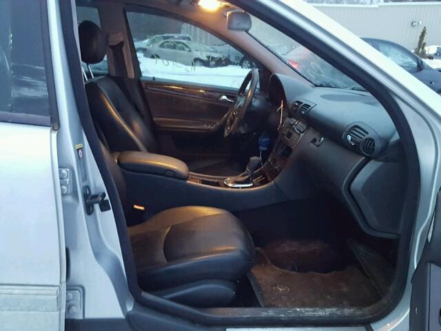 WDBRF84J04F551862 - 2004 MERCEDES-BENZ C 320 4MAT SILVER photo 5
