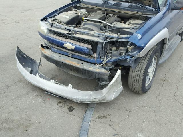 1GNDS13S752359072 - 2005 CHEVROLET TRAILBLAZE BLUE photo 9