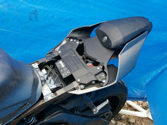 JYARN42E8GA001082 - 2016 YAMAHA YZFR1S GRAY photo 6