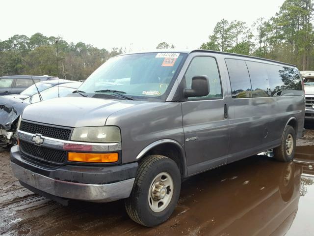 1GAHG39U141217961 - 2004 CHEVROLET EXPRESS G3 TAN photo 2