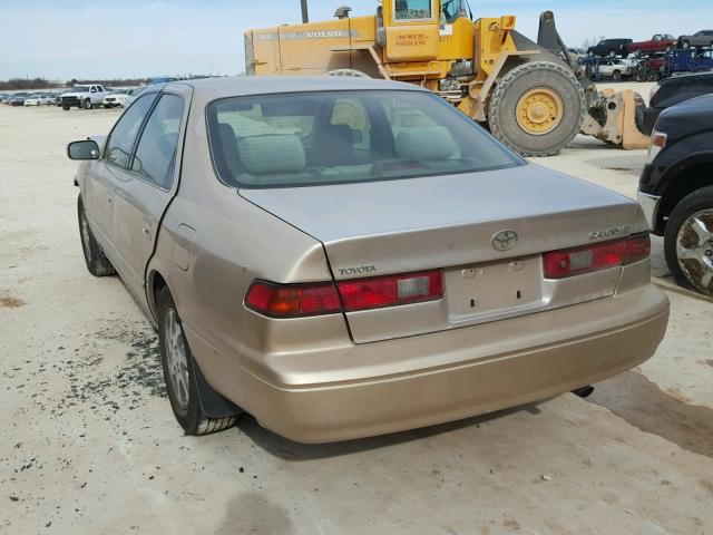 4T1BF22K2VU918636 - 1997 TOYOTA CAMRY CE GOLD photo 3