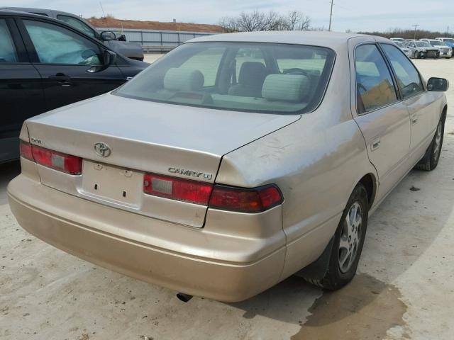 4T1BF22K2VU918636 - 1997 TOYOTA CAMRY CE GOLD photo 4