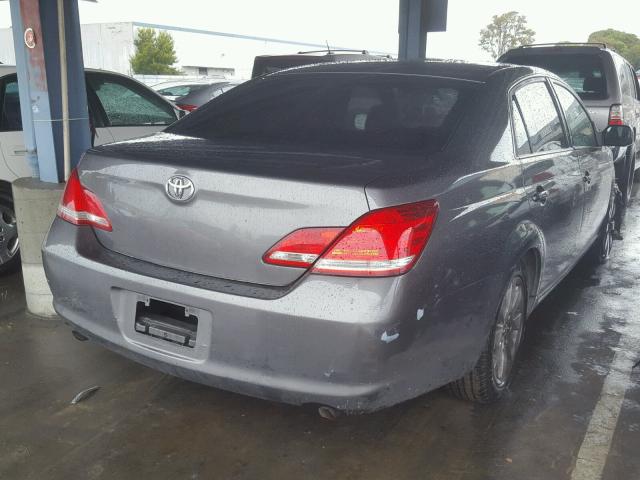 4T1BK36B36U141624 - 2006 TOYOTA AVALON XL GRAY photo 4