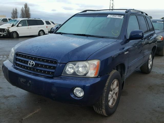 JTEHF21AX20096724 - 2002 TOYOTA HIGHLANDER BLUE photo 2