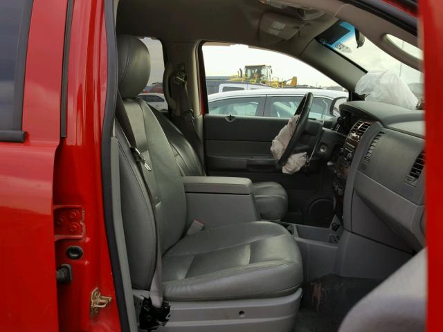 1D4HD48D34F208014 - 2004 DODGE DURANGO SL RED photo 5