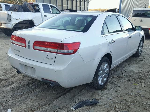 3LNHL2GC1AR650636 - 2010 LINCOLN MKZ WHITE photo 4