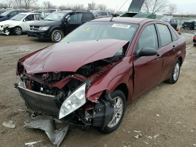 1FAFP34N46W238703 - 2006 FORD FOCUS ZX4 MAROON photo 2