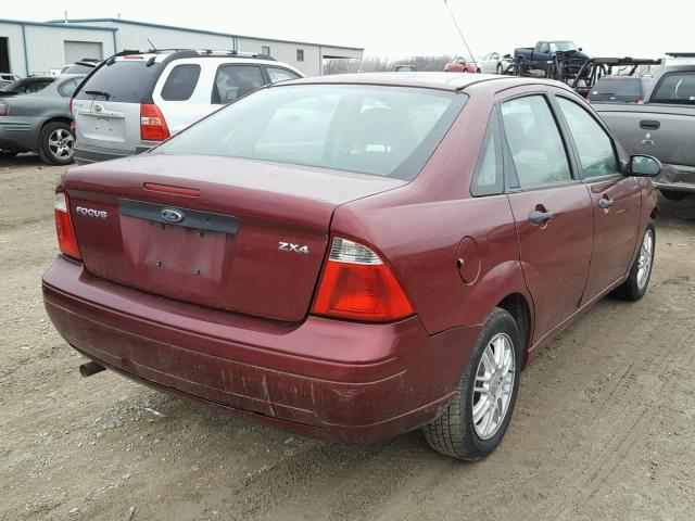 1FAFP34N46W238703 - 2006 FORD FOCUS ZX4 MAROON photo 4