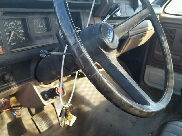 1FDMF70J7SVA14223 - 1995 FORD F700 白色 照片 10