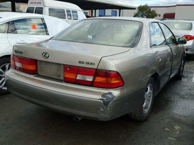 JT8BF28G1X5070283 - 1999 LEXUS ES 300 TAN photo 4