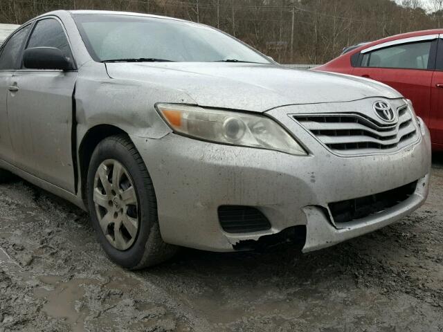 4T4BF3EK7BR173403 - 2011 TOYOTA CAMRY BASE SILVER photo 9