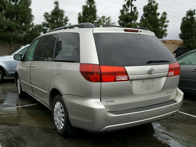 5TDZA23C35S321539 - 2005 TOYOTA SIENNA CE SILVER photo 3