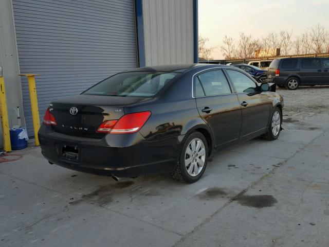 4T1BK36B76U127113 - 2006 TOYOTA AVALON XL BLACK photo 4