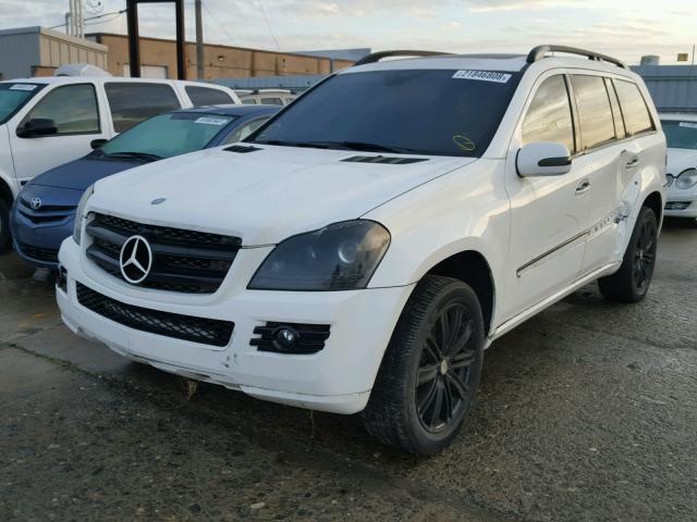 4JGBF71E27A151707 - 2007 MERCEDES-BENZ GL 450 4MA WHITE photo 2