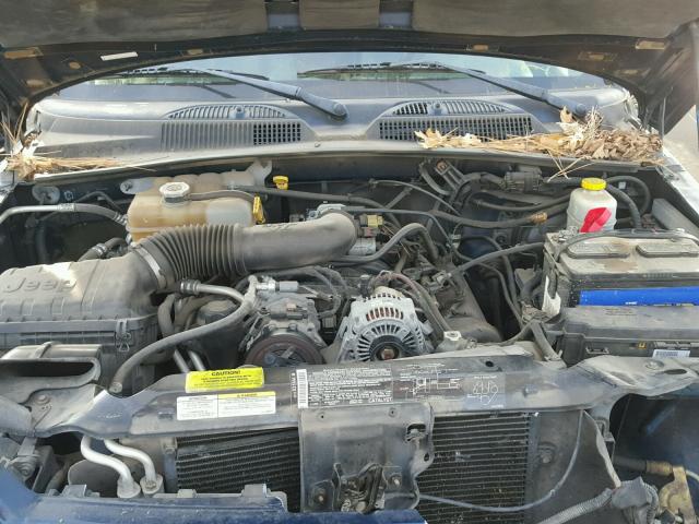 1J4GL48K65W652896 - 2005 JEEP LIBERTY SP BLUE photo 7