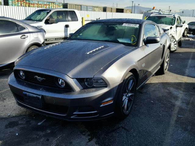 1ZVBP8CF5E5334700 - 2014 FORD MUSTANG GT CHARCOAL photo 2