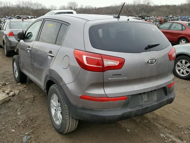 KNDPB3A25B7137004 - 2011 KIA SPORTAGE L GRAY photo 3