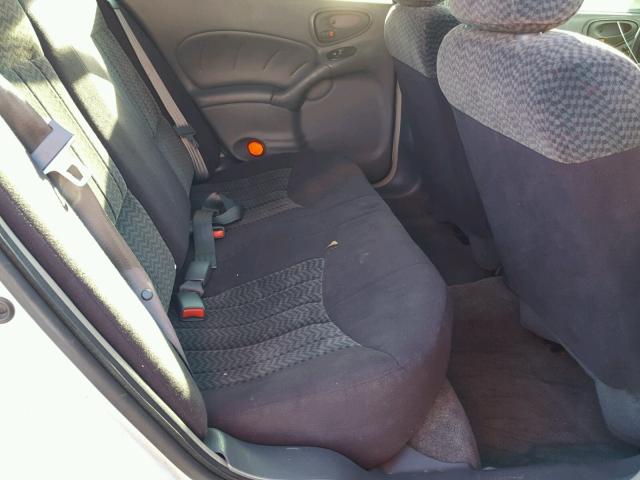 1G2NF52FX4M526559 - 2004 PONTIAC GRAND AM S 白色 照片 6