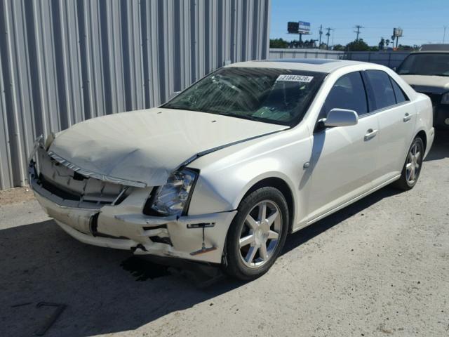 1G6DC67A650197549 - 2005 CADILLAC STS WHITE photo 2