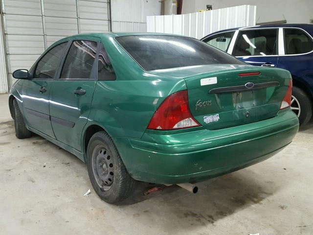 1FAFP33P62W133478 - 2002 FORD FOCUS LX GREEN photo 3